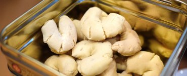 Chräbeli Swiss Cookie Recipe
