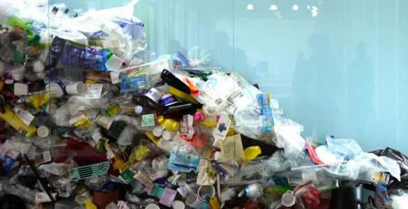Museum für Gestaltung - Plastic Garbage