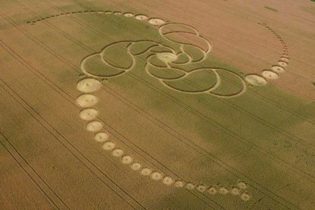 Swiss Crop Circle - Hochfelden 2010