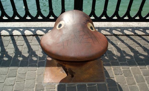 Street Art in Switzerland - Ducky