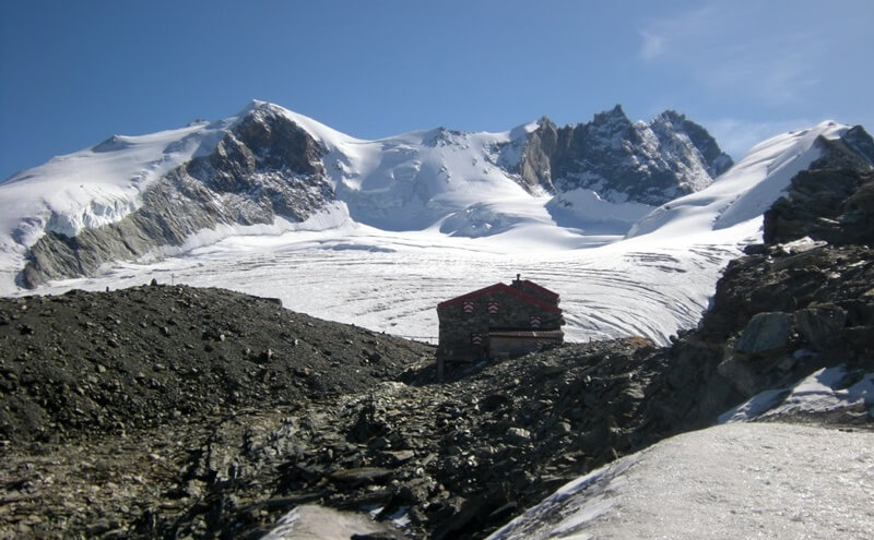 Swiss Mountain Huts - Cabane de Tracuit