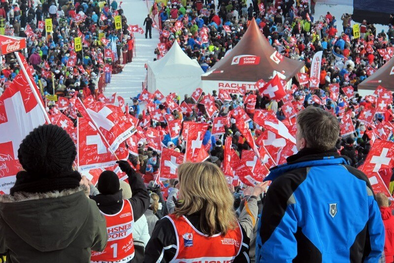 Lauterbrunnen Ski Race 2013 - Sea of Flags