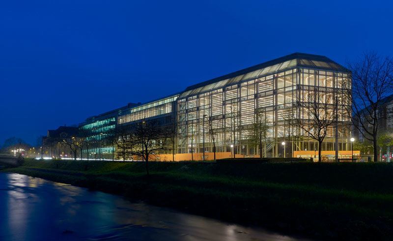 Tamedia Building in Zürich by Shigeru Ban