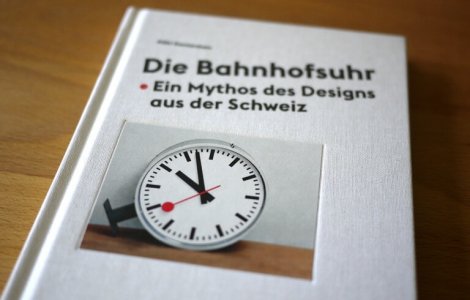 Die Bahnhofsuhr - Hochparterre