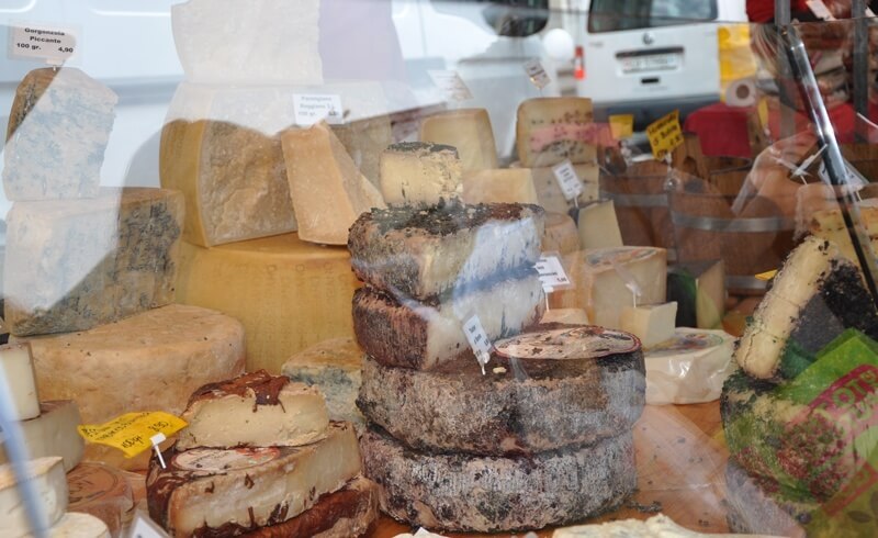 Farmers Market in Luzern