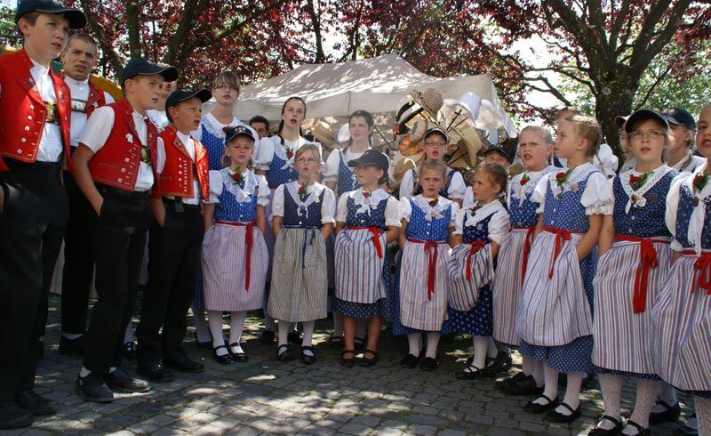 Things Swiss Abroad Miss - Laendler Swiss Folk Music