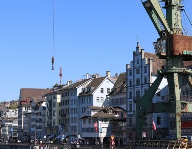 Zurich Dock Crane - Zurich Transit Maritim