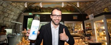Stadtmilch - Swiss Milk Vending Machine