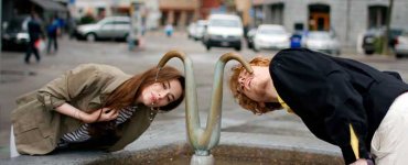 Humans of Zurich - 10 Fountain Portraits