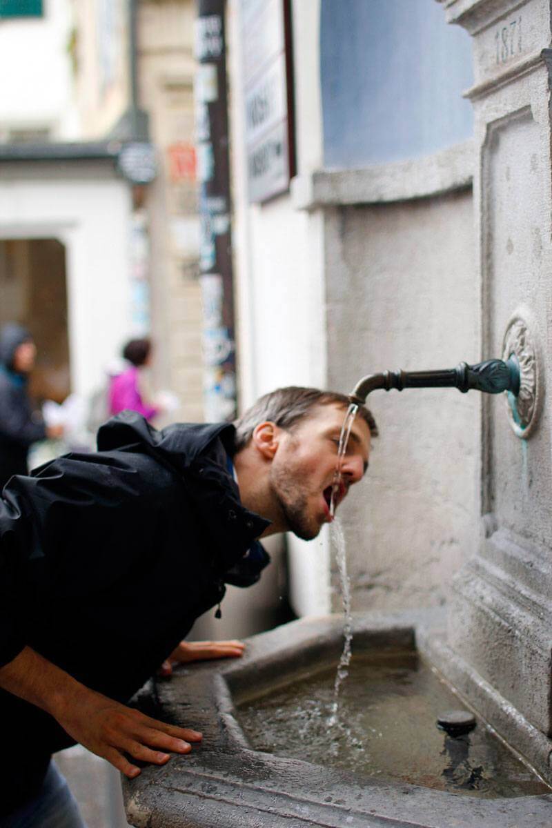 Humans of Zurich - 10 Fountain Portraits