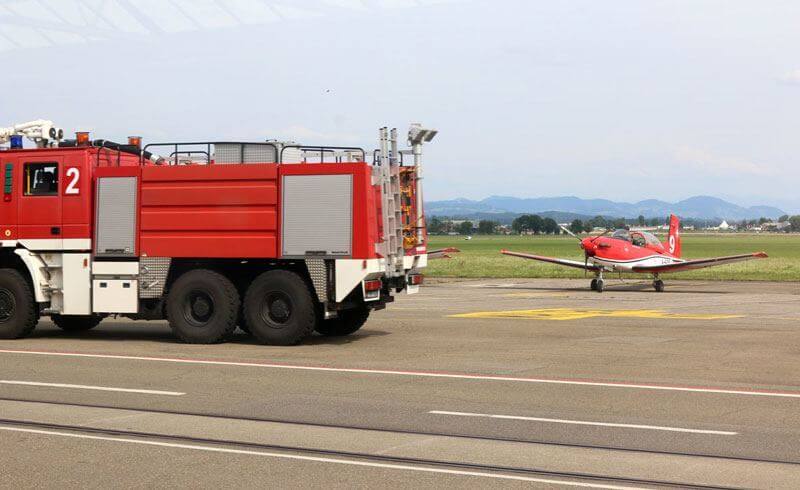 Pilatus PC-7 Turbo Trainer - Fire Engine