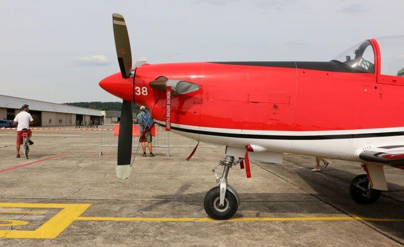 Pilatus PC-7 Turbo Trainer - Outside View