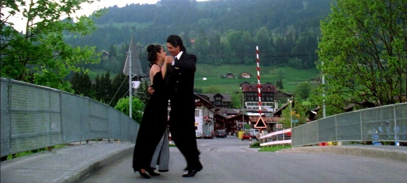 Dilwale Dulhania Dilwale Dulhania Le Jayenge - Interlaken Airstrip - Saanen Bridge