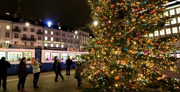 Zürich Paradeplatz - Christmas Decorations