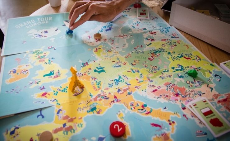 Juego De Mesa Art Robbery - Estrategia Y Diversión Para 2-5 Jugadores