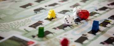 HELVETIQ - Swiss Board Game