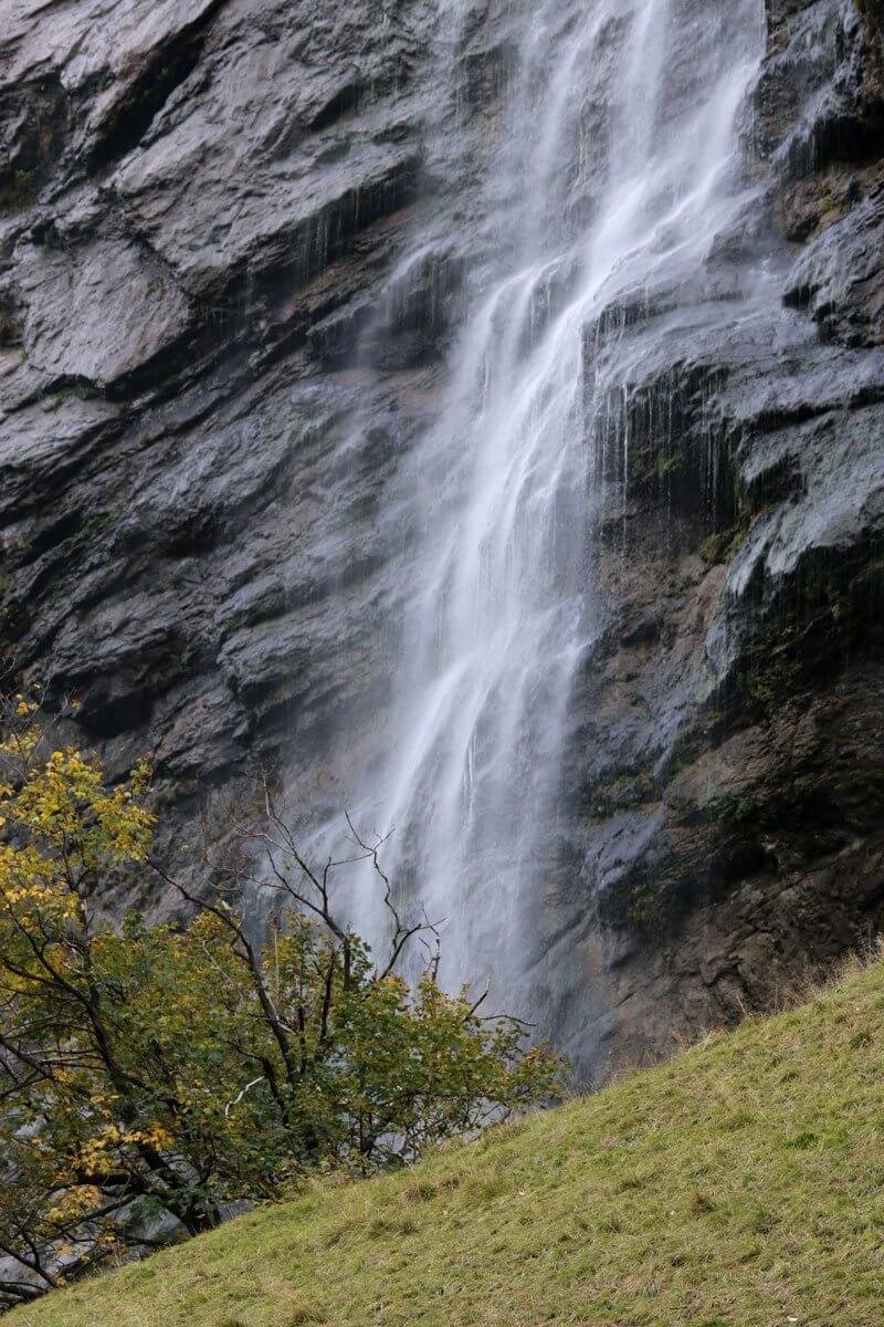 Lauterbrunnen - Truemmelbach Falls