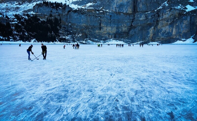 Oeschinensee - Ice Skating 2015