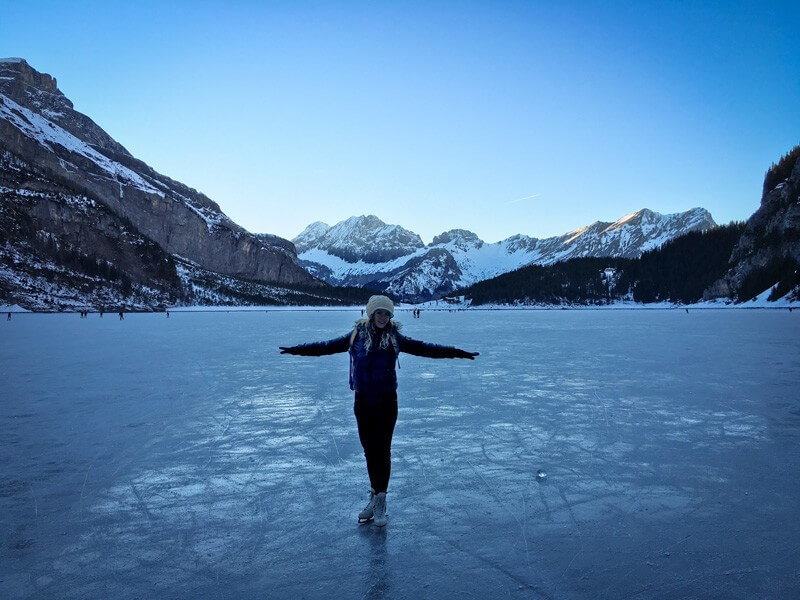 Oeschinensee - Ice Skating 2015