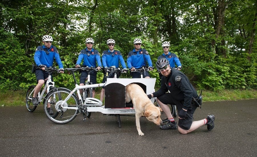 Police Dog Whisk - Lausanne Police Department