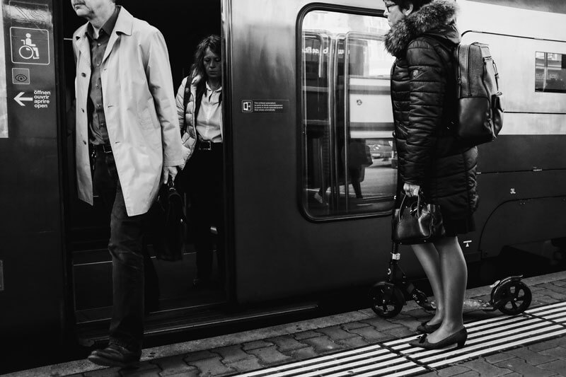 Markus Fischer - "At the tracks" Street Photography