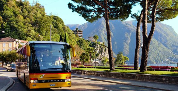 PalmExpress Postal Bus