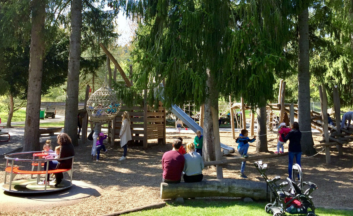 Zurich Playgrounds - Park im Gruene Rueschlikon