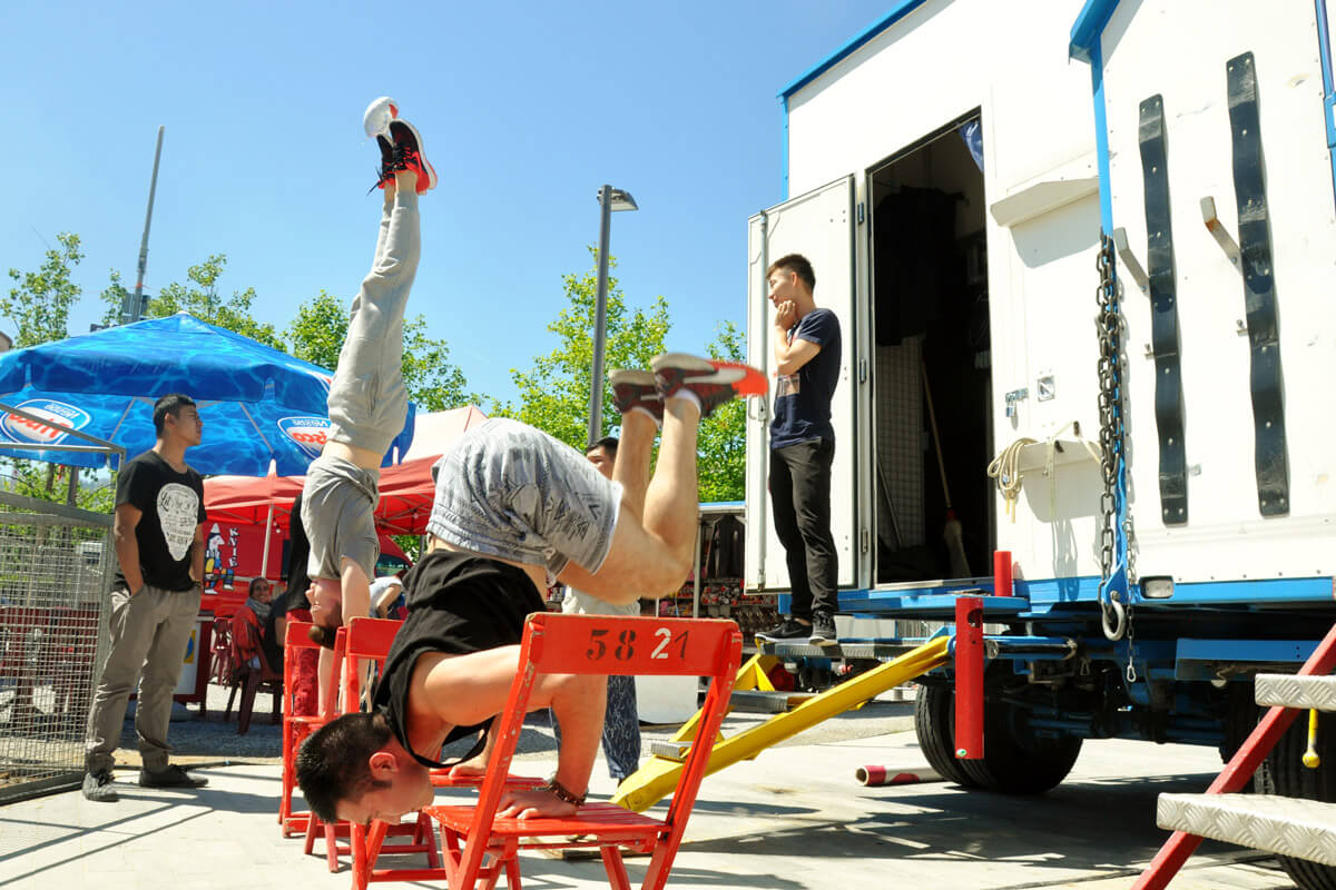 Circus Knie - Chinese acrobats