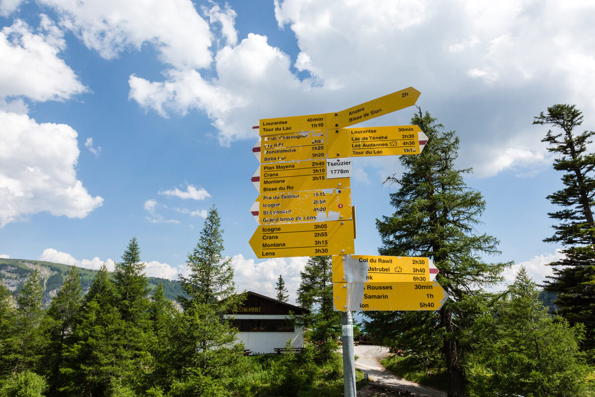 Route du Bonheur Hike - Switzerland