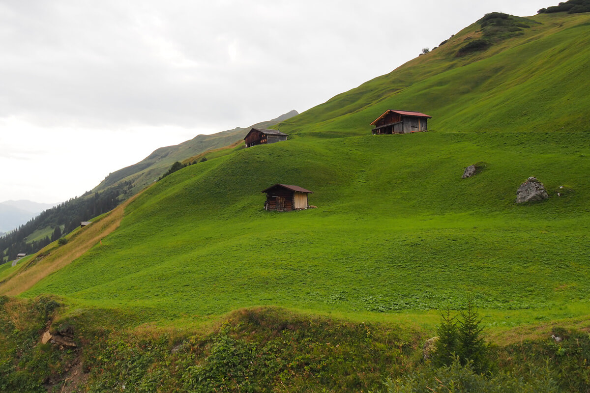 Partnunsee Hike in Prättigau