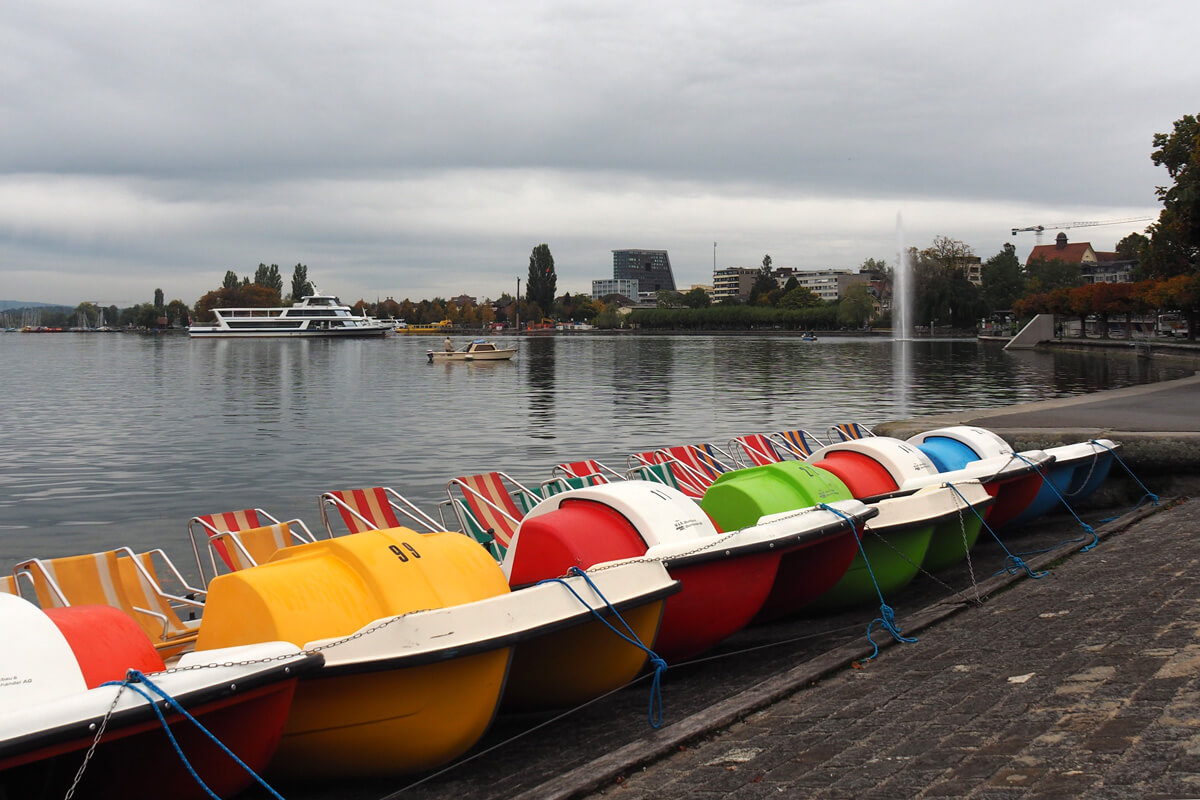 Zug by the lake