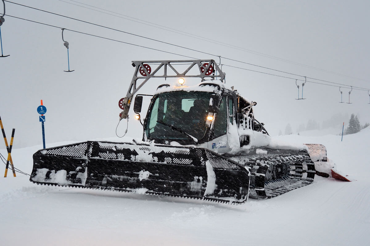 Snowcat Experience Lenk