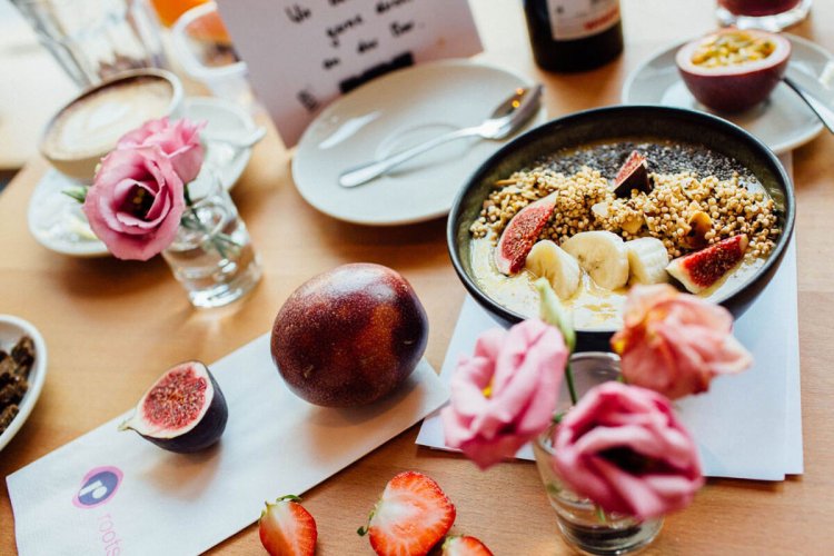 Going vegan in Zürich! A foodie guide to vegan restaurants in Zürich