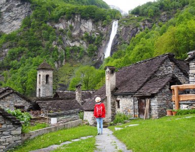 Foroglio Waterfall Hike in Ticino, Switzerland