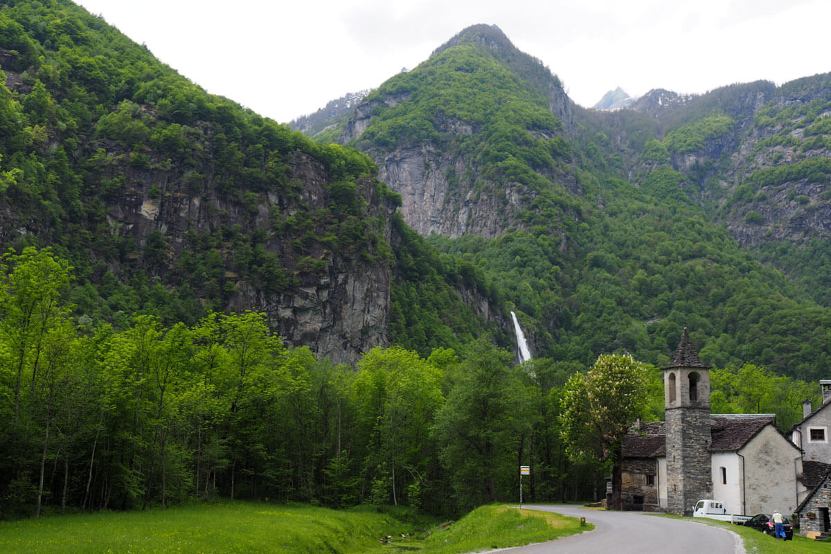 Foroglio Waterfall Hike in Ticino, Switzerland