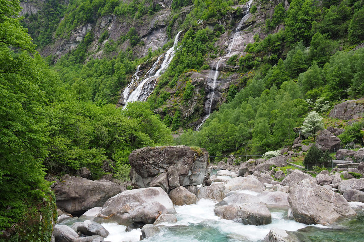 Foroglio Waterfall Hike in Ticino, Switzerland