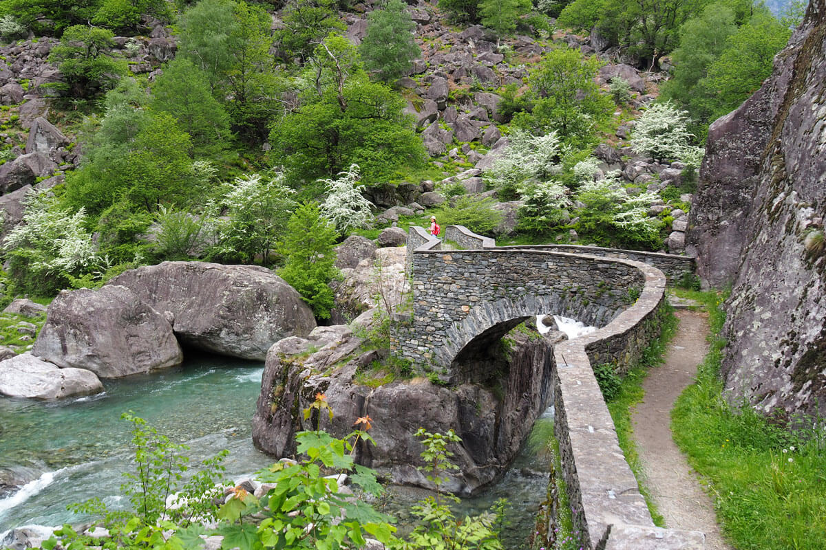 Foroglio Waterfall Hike in Ticino, Switzerland