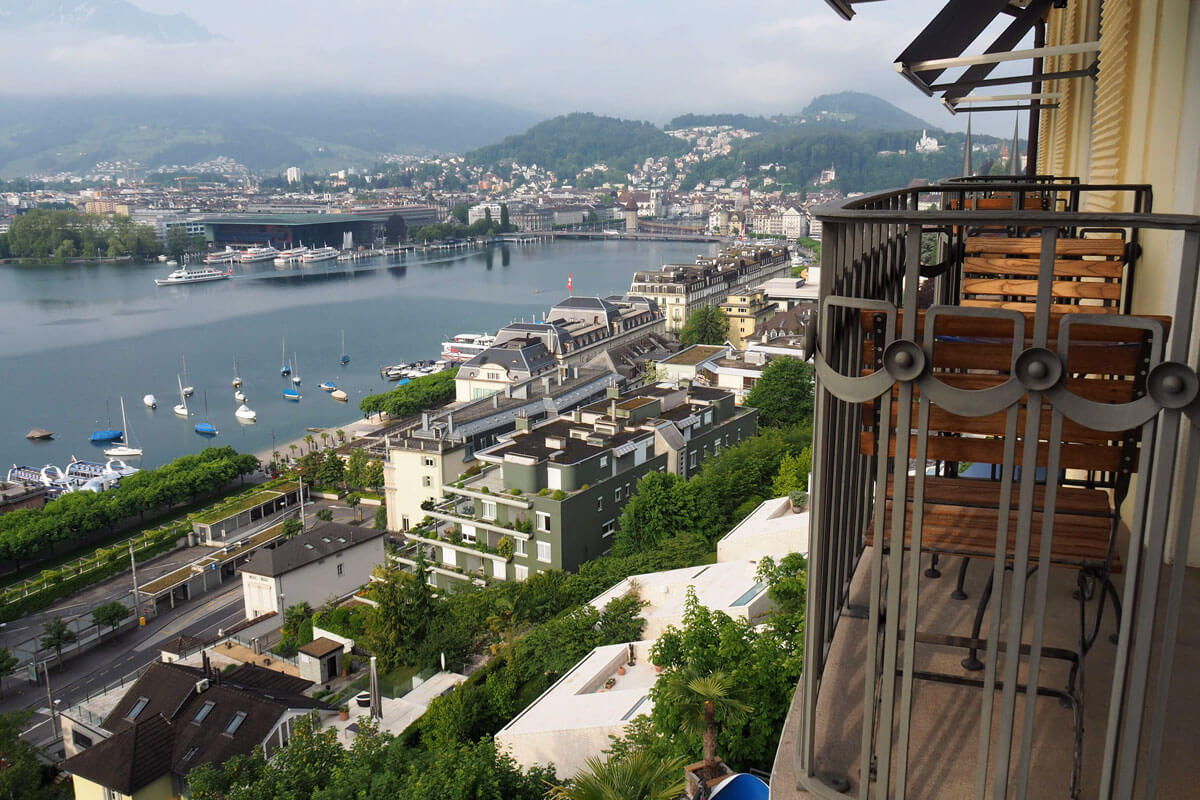 Art Deco Hotel Montana in Lucerne