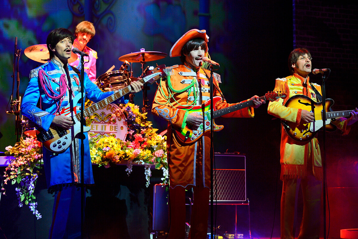 LET IT BE Beatles Musical