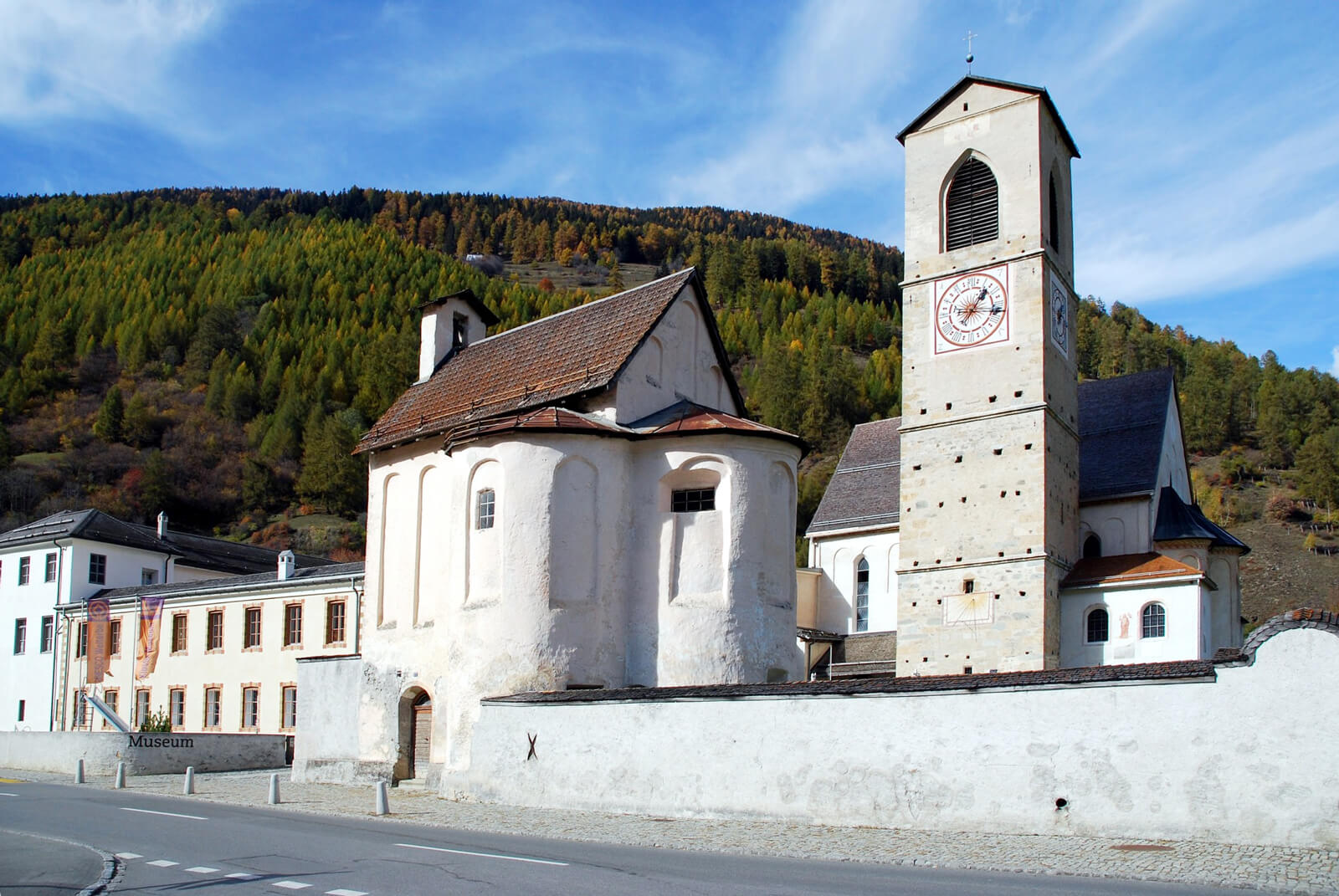 Convent of St. Mustair - Wladyslaw Sojka