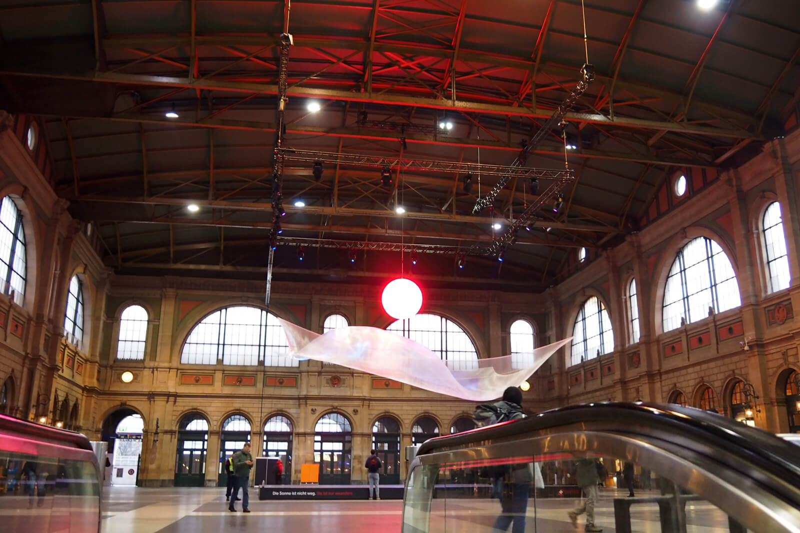 SWISS Sun Installation at Zurich Main Station