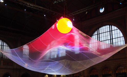 SWISS Sun Installation at Zurich Main Station