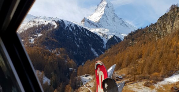 Skiing in Zermatt Matterhorn