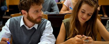 Wolkenbruch Film Review