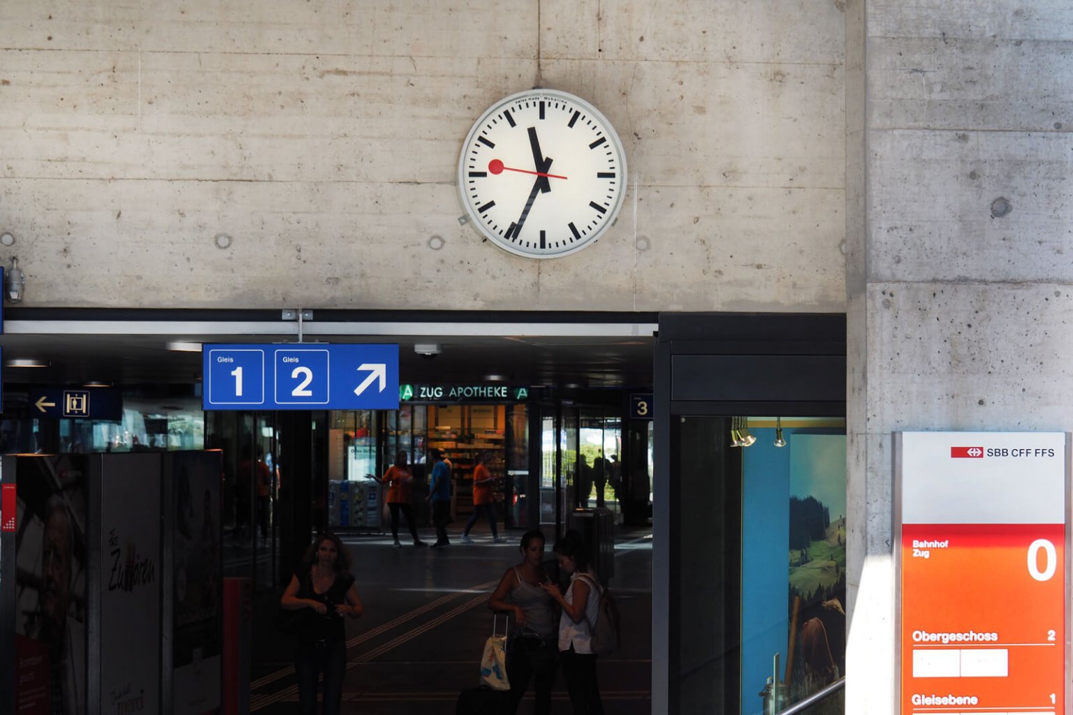 No signs of aging for the 75year old Swiss Railway clock