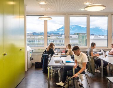 Study in Switzerland like a boss - Hochschule Luzern