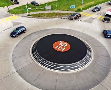 KUFA Kreisel - Turntable Roundabout in Lyss, Switzerland