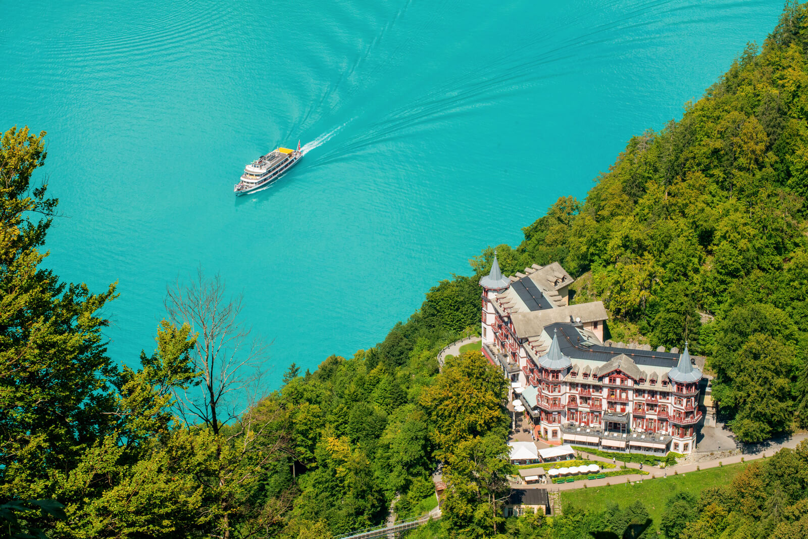 Lake Brienz Boat Cruise at Giessbach Hotel