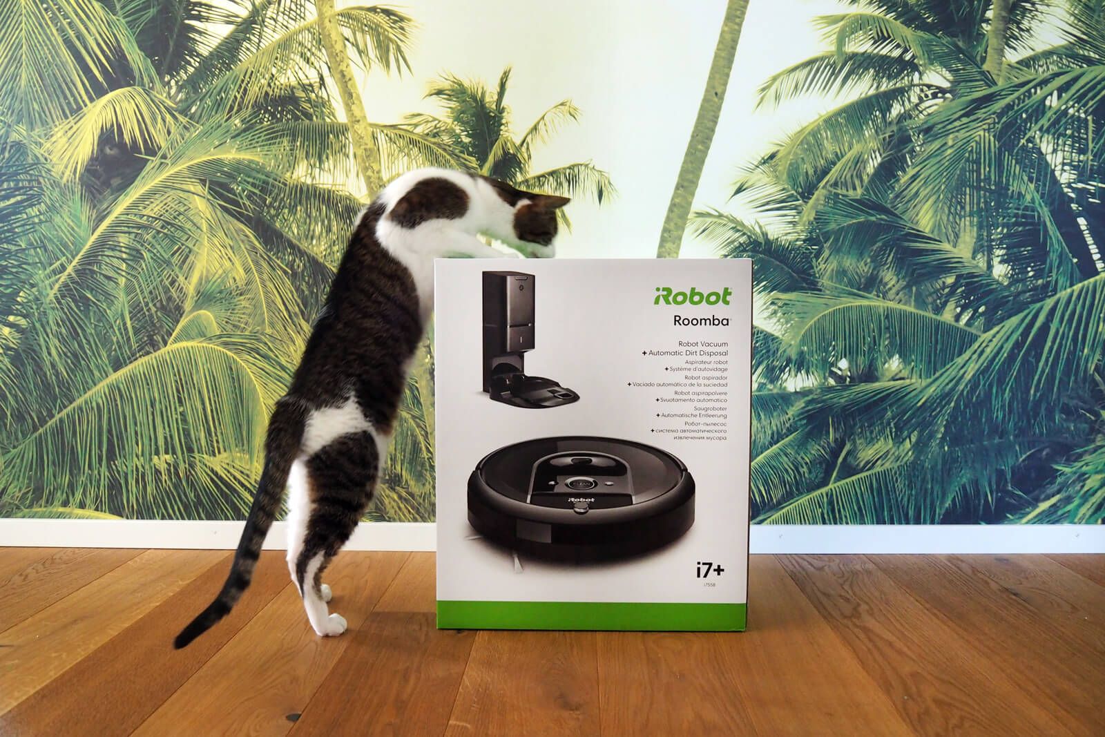 Igangværende Uhyggelig strop Our review of the iRobot Roomba i7+ robotic vacuum
