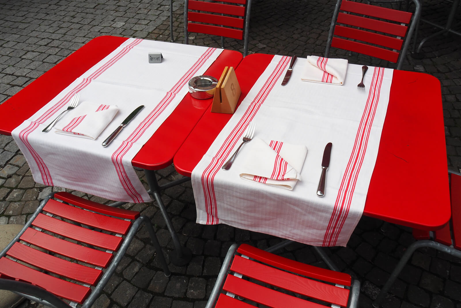 Restaurant Table in Luzern